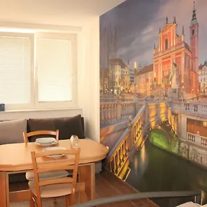 https://central-studio-apartment.hotels-in-ljubljana.com