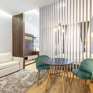 https://libra-apartments.vienna-besthotels.com